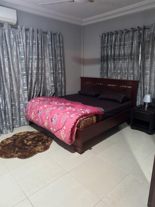 East Legon Luxury 2Bed Apt. W/ Free Wi-Fi Apartment Accra Exterior photo